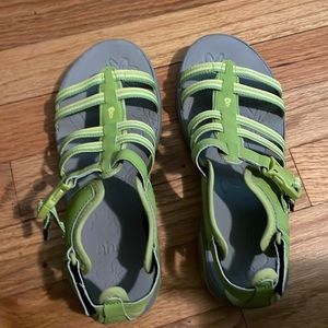 Ahnu sandals size 6, like new